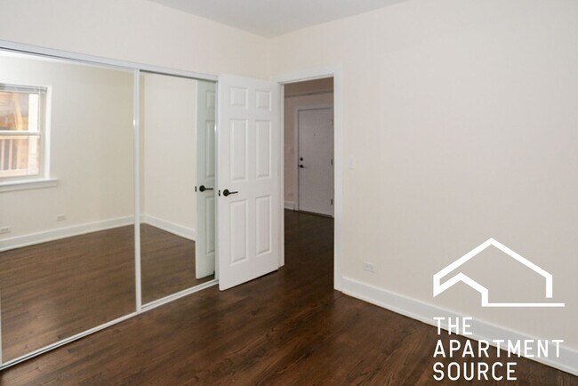 Foto del edificio - 5062 N Winchester Ave