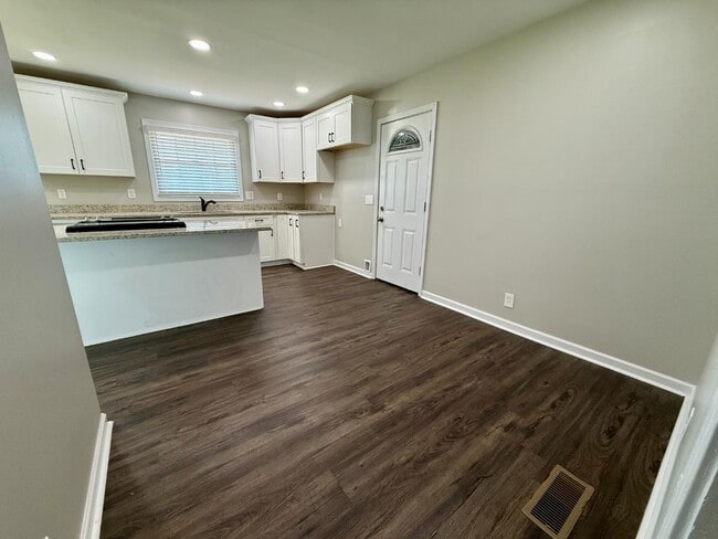 Foto del edificio - 3311 Mcdow Ave NW