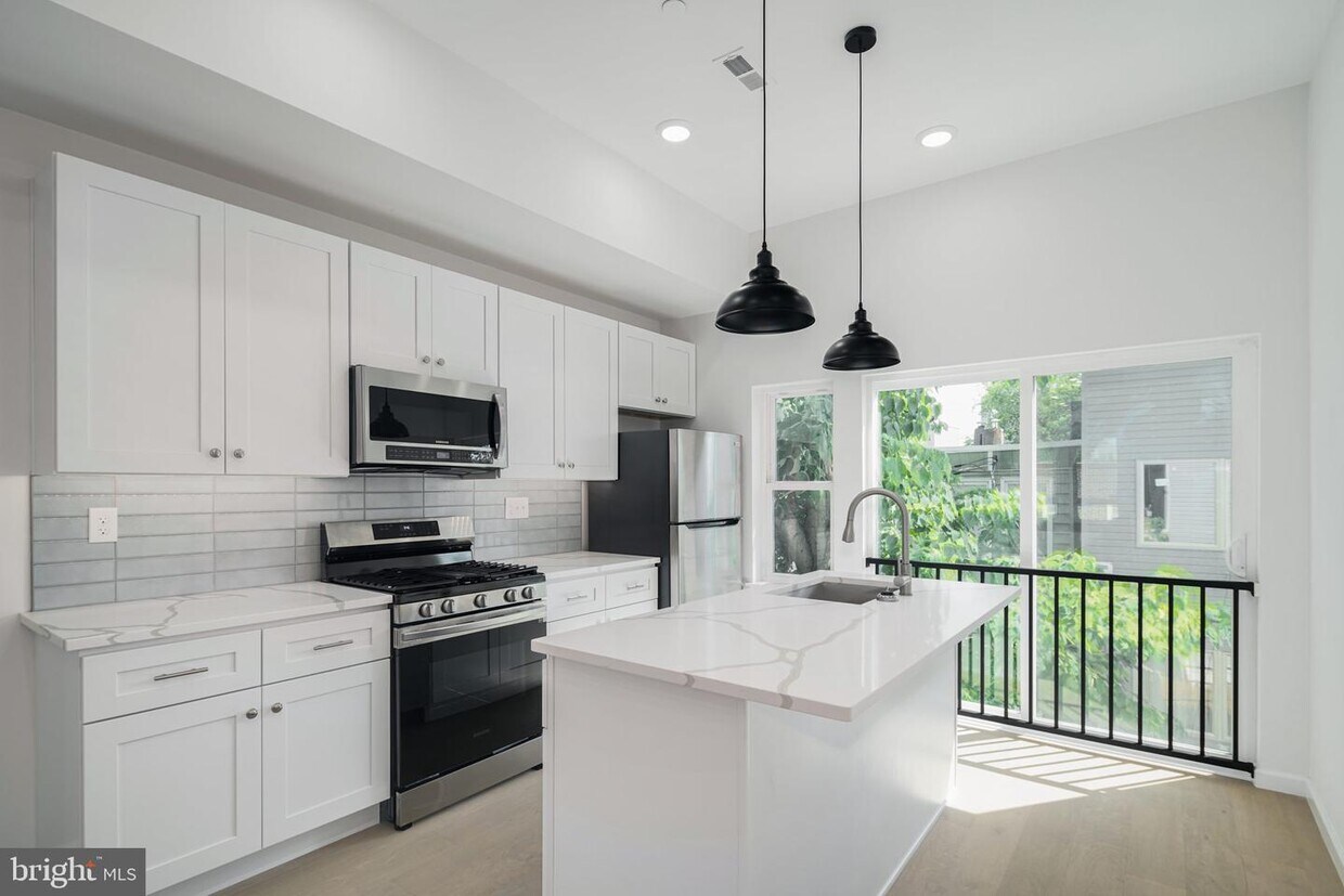 2630 Manton St Unit 2, Philadelphia, PA 19146 Apartment for Rent in