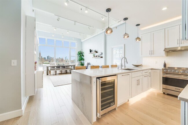Foto del edificio - 1500 Hudson St