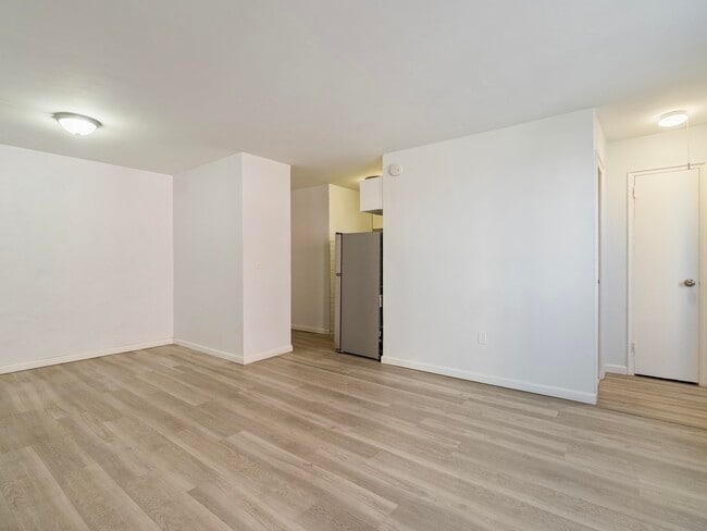 Building Photo - 6515 JFK Blvd E