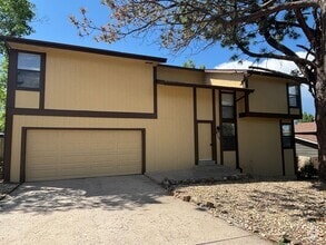 Building Photo - 6115 Eagles Nest Dr