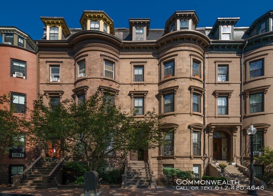 Foto principal - Two Level South End 2 bedroom Avail 9/1