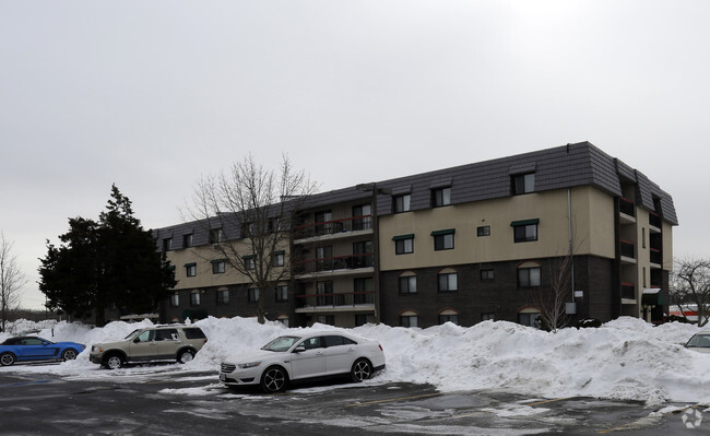 Building Photo - Spanish Trace Apartments