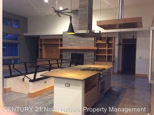 Foto del edificio - 4 br, 3 bath House - 4214 Carol Ann Court