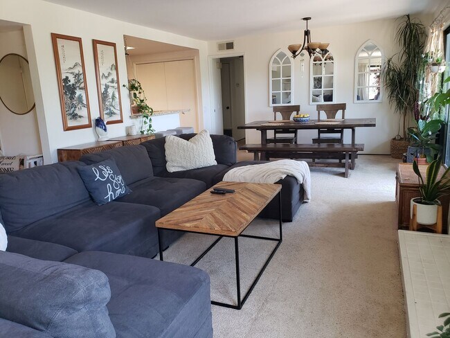 Foto del edificio - Stunning 2 Bed 2 Bath Condo in Novato, CA