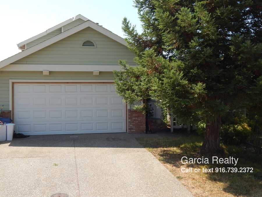 Primary Photo - 1329 Puebla Way