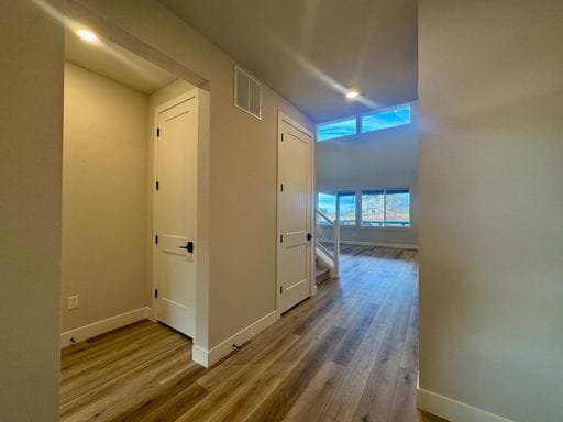 Building Photo - Stunning 5-Bedroom Home with Theater Room & Upgrades – Commerce City