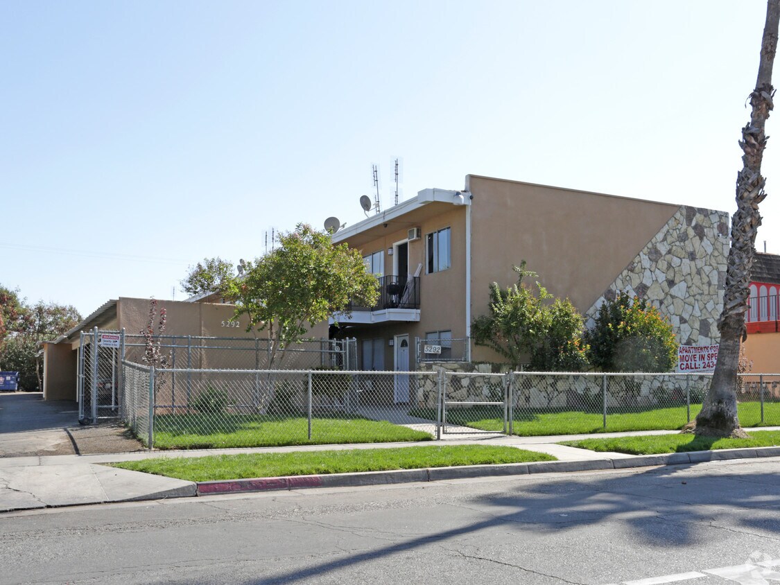 Primary Photo - 5292 N 6th St