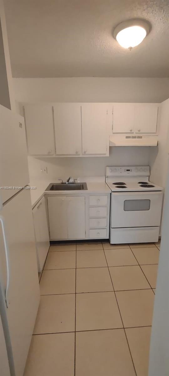 Foto del edificio - 4009 N University Dr