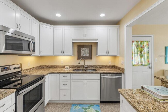 Foto del edificio - 1219 Beacon St