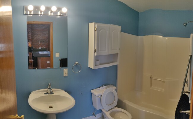 Bathroom with tub and shower - 40 Pine street