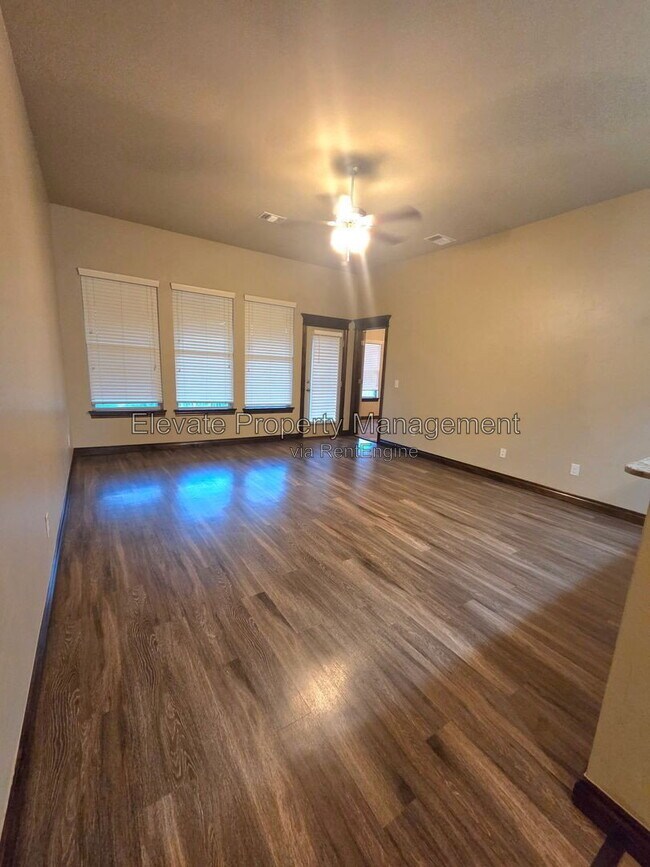 Foto del edificio - 2300 Kintyre Rd
