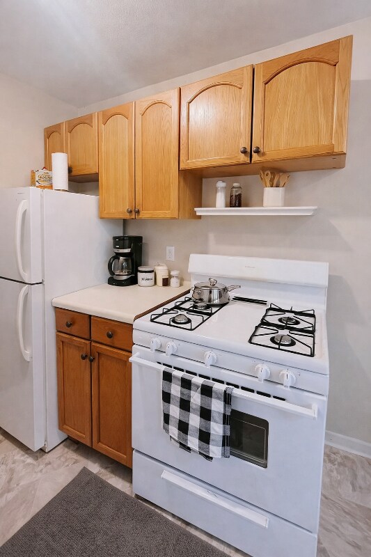 Building Photo - 515 5th St SE