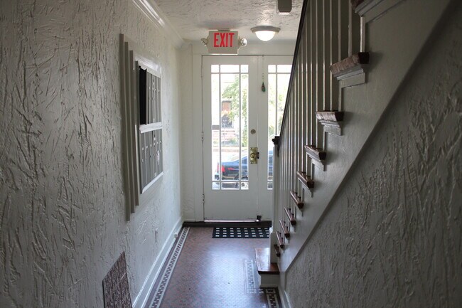 Foto del edificio - 3308 Prytania St