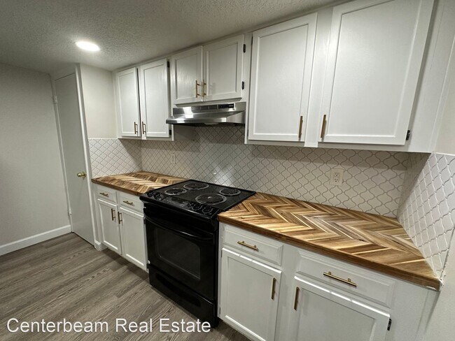 Building Photo - 2 br, 2 bath House - 2909 St. Johns Avenue...