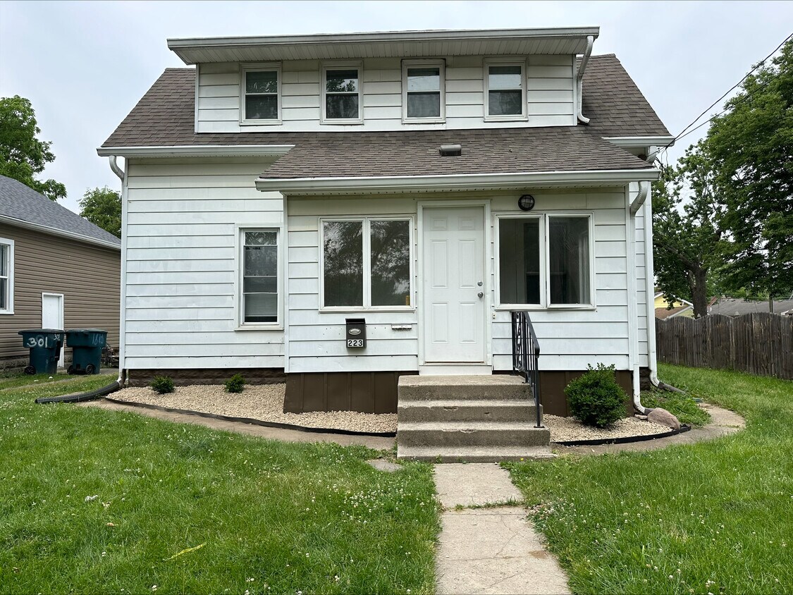 223 S McKinley Ave, Muncie, IN 47303 House Rental in Muncie, IN