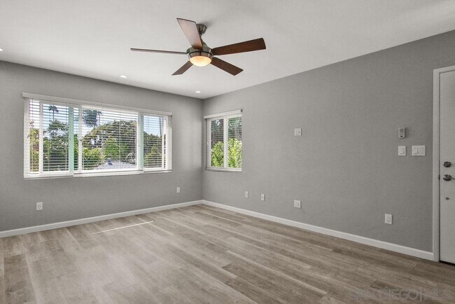 Building Photo - 4742.5 Lotus St
