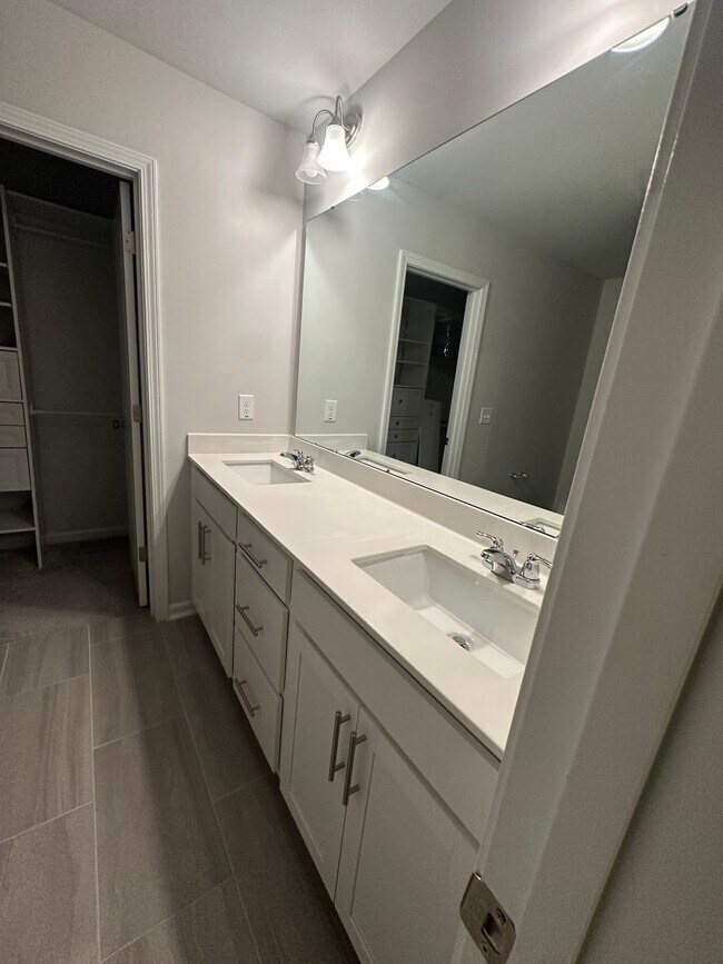 Foto del edificio - 2602 Chert Ln