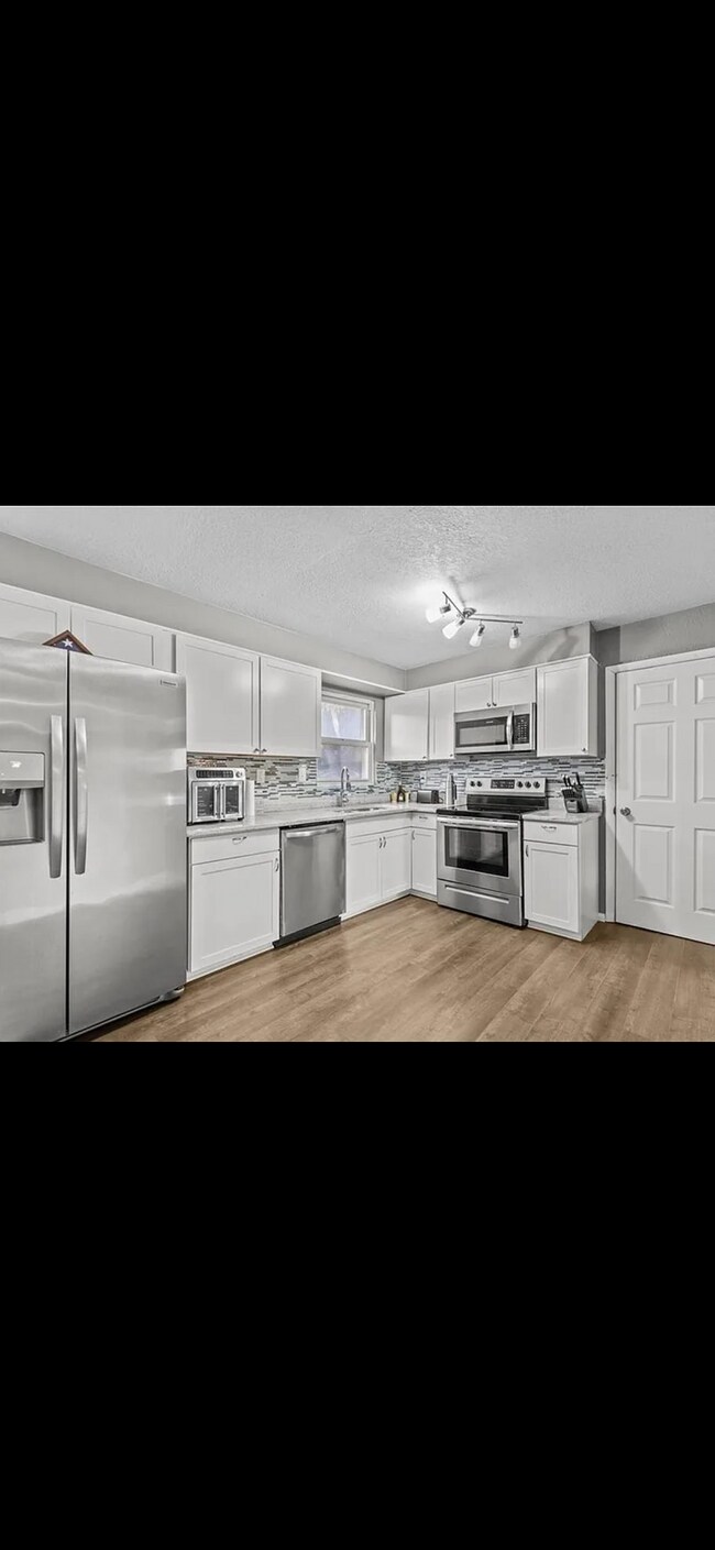 Foto del edificio - 314 Rogers Ave