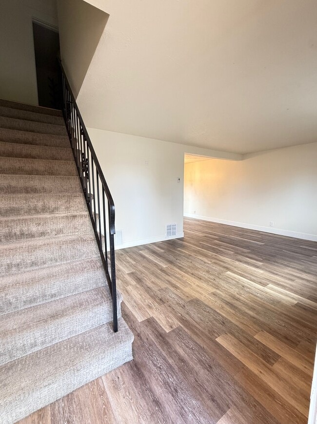 Photo - 312 N 100 W Townhome