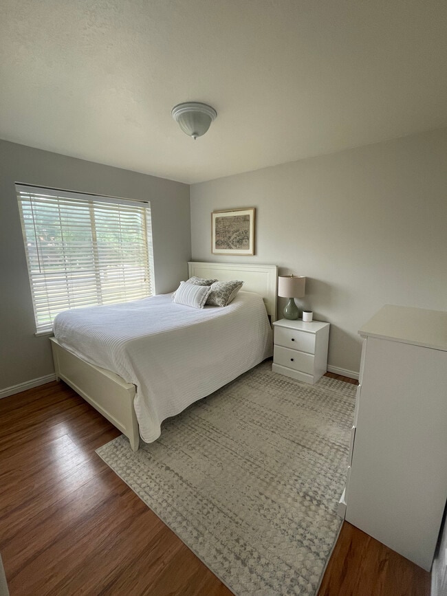 Bedroom 1 - 305 W 100 N