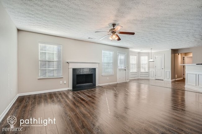 Building Photo - 5 br, 3 bath House - 3755 Georgia Drive UNIT