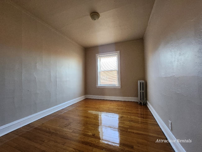 Building Photo - 1639 W 80th St