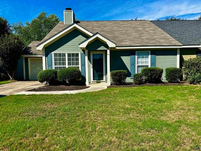 Building Photo - 134 Somerset Dr
