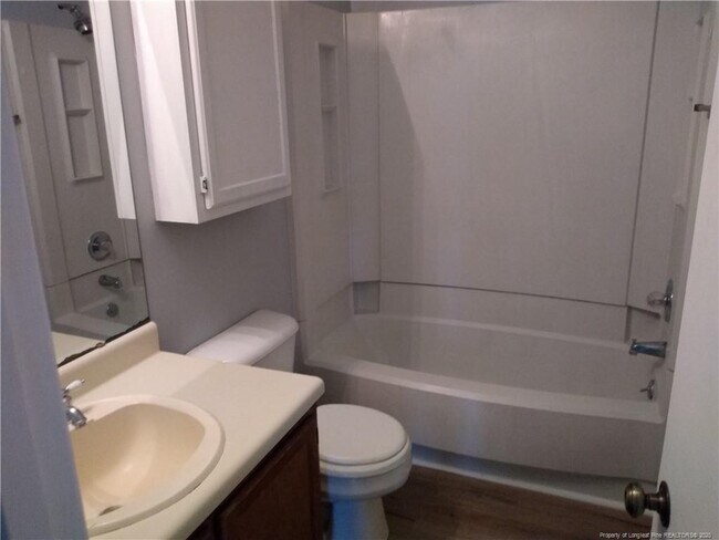 Building Photo - 132 Girard Ave