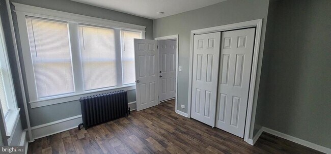 Foto del edificio - 308 Walnut Ave