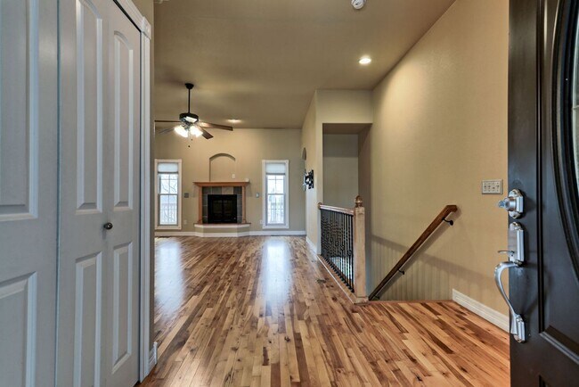 Building Photo - 4 Bedroom 3 Bath Ranch in Greeley