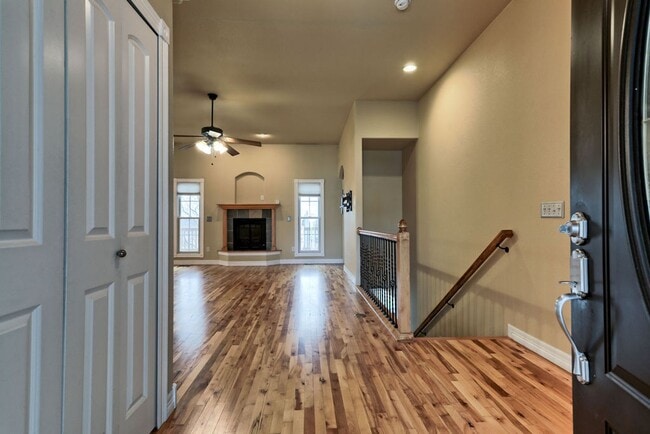 Foto del edificio - 4 Bedroom 3 Bath Ranch in Greeley