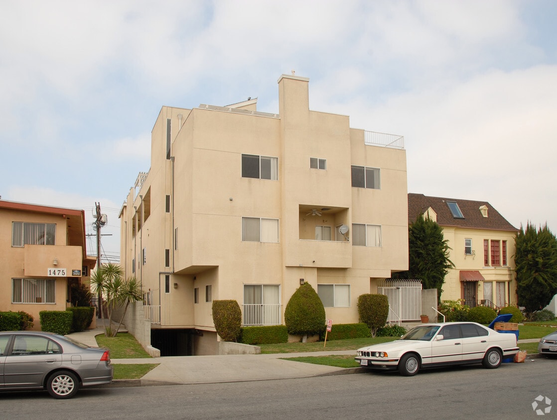 Building Photo - 1471 S Wooster St