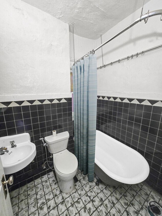 Foto del edificio - 1 Bed 1 Bath within USC patrol zone