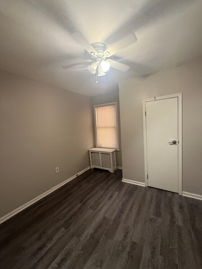 Dormitorio 1 - 505 N Rodney St