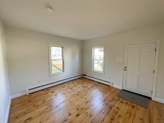 Building Photo - 31 Belmont Ave