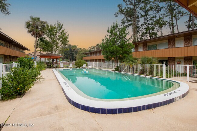 Foto del edificio - 1217 Park Ave