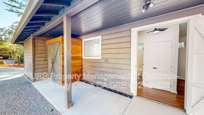 Foto del edificio - 4773 Montecito Ave
