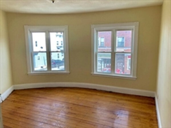 Building Photo - 861 Dorchester Ave