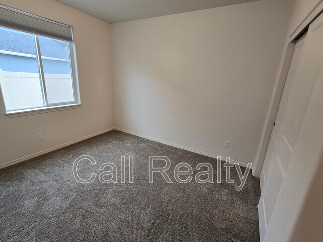 Foto del edificio - 5609 N Calvin Rd