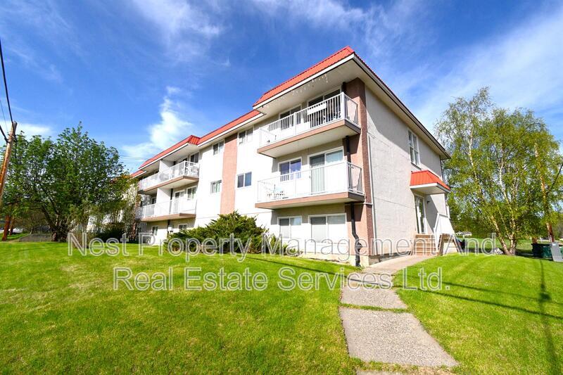 Building Photo - 626 Kinchant St