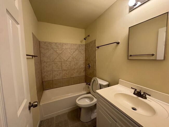 Foto del edificio - 5981 Peco Ln