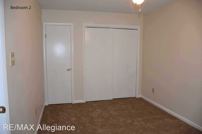 Building Photo - 2 br, 2 bath House - 5233 THATCHER WAY