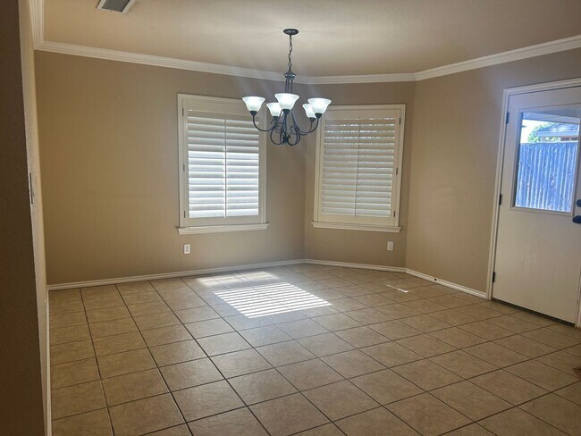 Foto del edificio - Charming 3BR House in Odessa