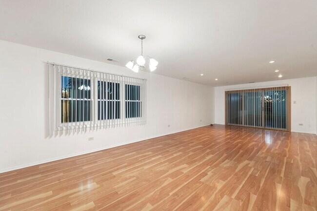 Foto del edificio - 1941 N 19th Ave