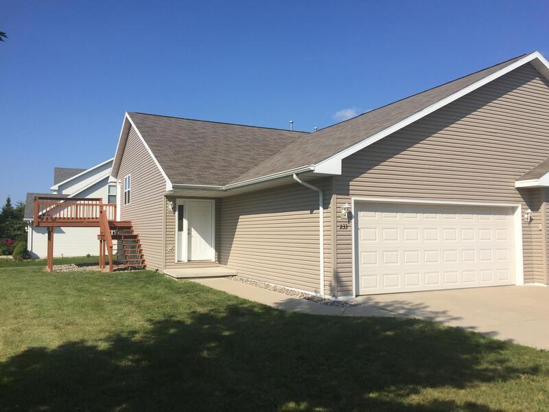 233 Cavil Way, De Pere, WI 54115 Condo for Rent in De Pere, WI