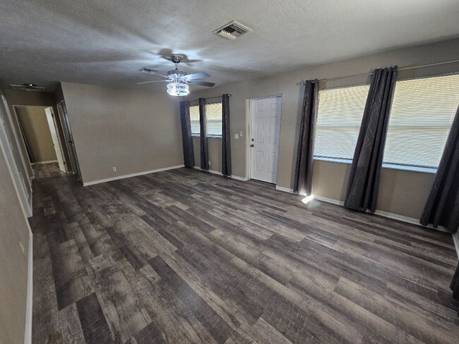 Foto del edificio - 114 Marrero Ave