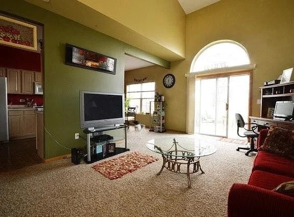 Foto del edificio - 2506 Oak Tree Ln