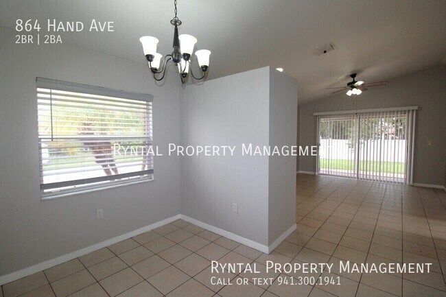 Foto del edificio - 864 Hand Ave